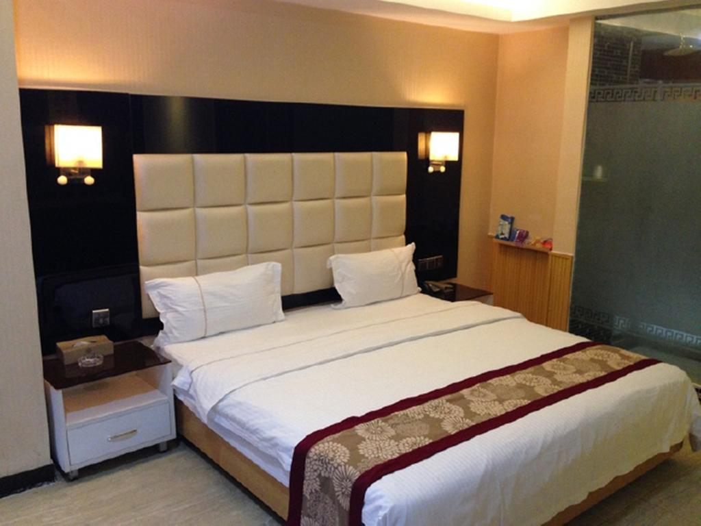 Tianguo Times Hotel Foshan Room photo